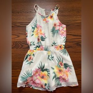 Abercrombie Kids Hawaiian print Romper. Size 7/8.